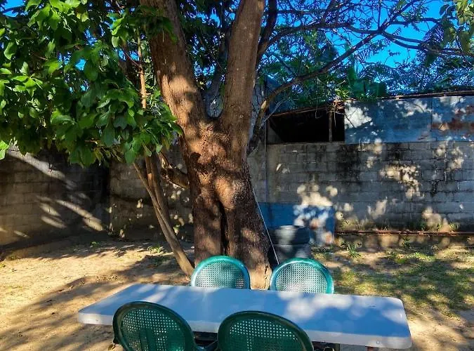 Puente Real Hostal *