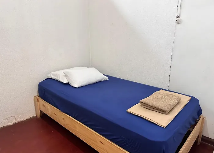 Hostal Puente Real *