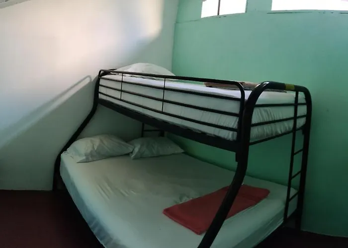 Puente Real Hostal *